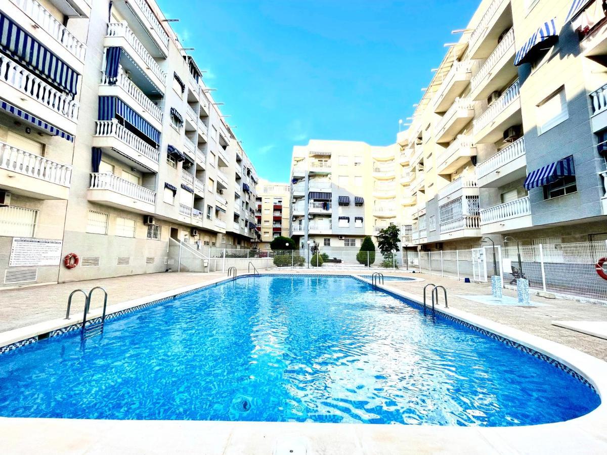 Torrevieja Comfortable Apartment Eksteriør billede