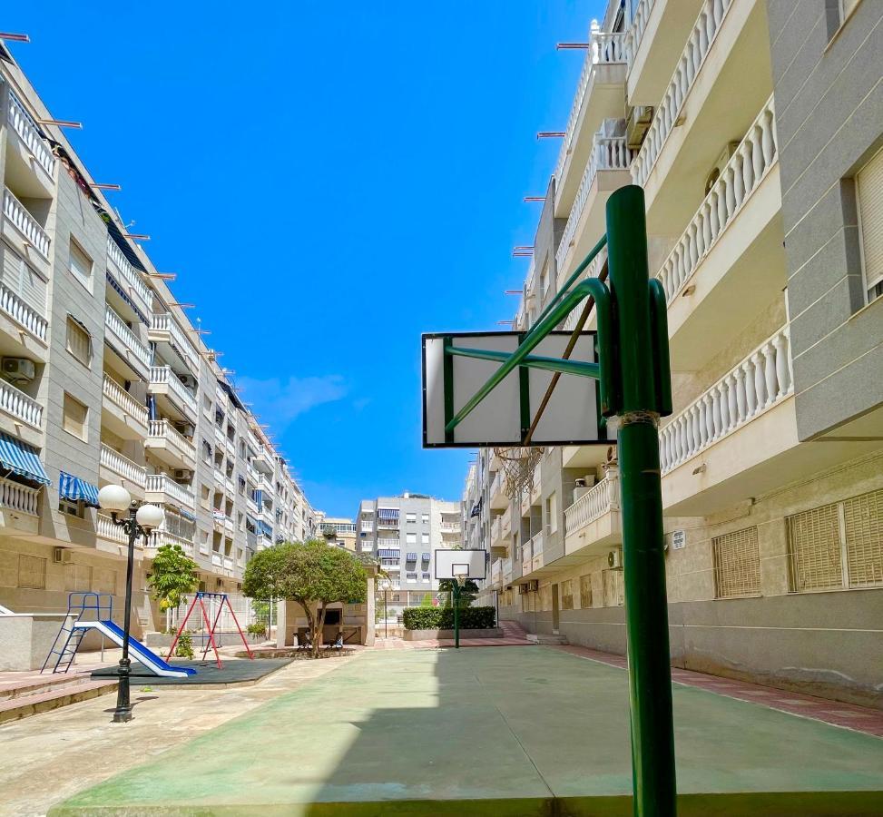 Torrevieja Comfortable Apartment Eksteriør billede