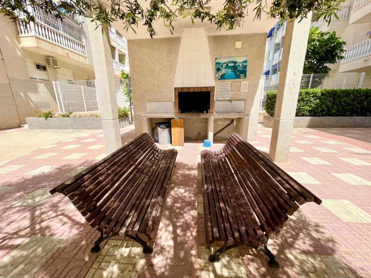Torrevieja Comfortable Apartment Eksteriør billede