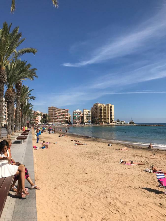 Torrevieja Comfortable Apartment Eksteriør billede